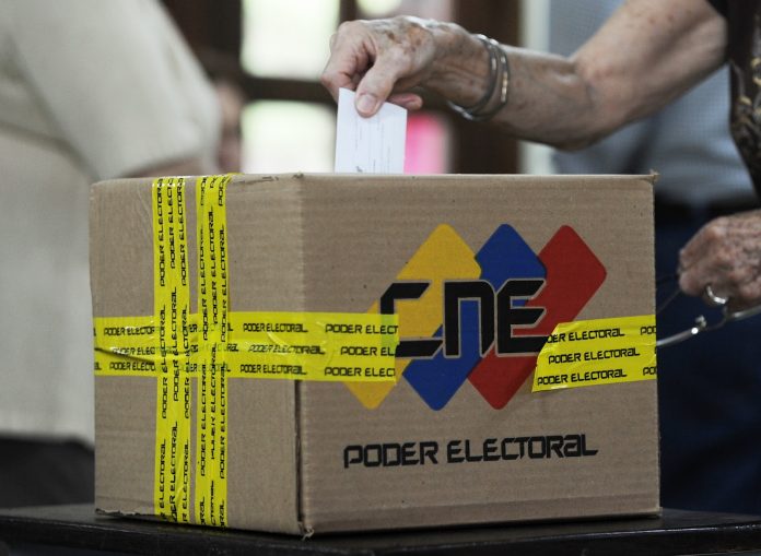 http://www.descifrado.com/wp-content/uploads/2017/01/Voto-Venezuela-696x509.jpg