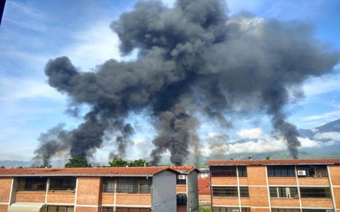 Incendio Planta PDVSA Guatire (Foto de El Universal)