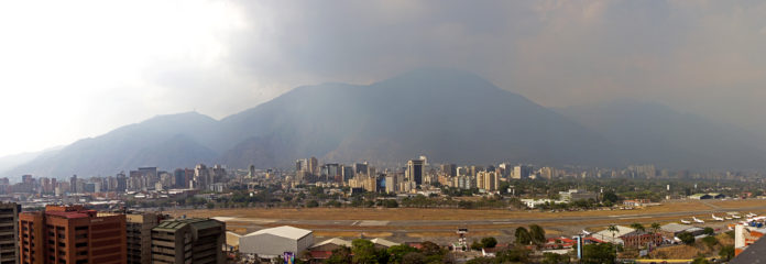Calima sobre Caracas. Crédito: Xondra Gálvez