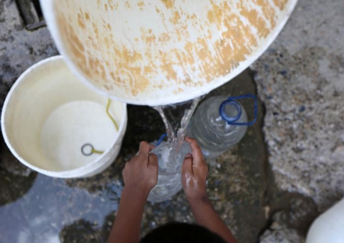 La falta de agua, un obstáculo para enfrentar la pandemia en Venezuela