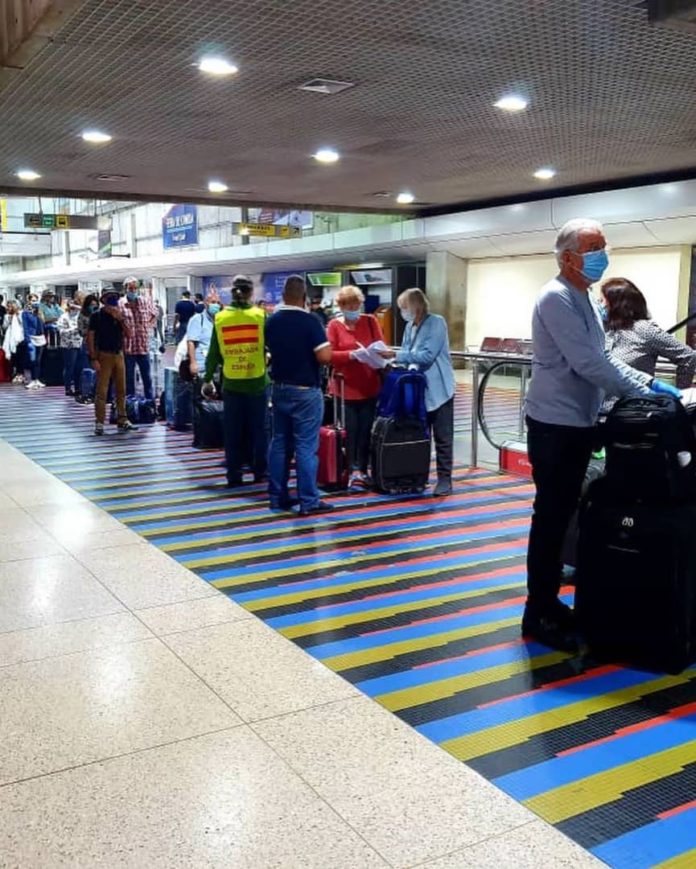 Aerolíneas Estelar: 350 pasajeros europeos partieron a España