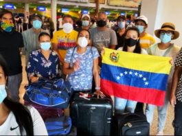 Venezolanos varados en el mundo piden repatriación