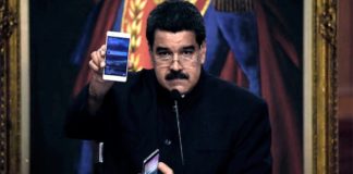 Maduro pide a la próxima Asamblea Nacional regular las redes sociales