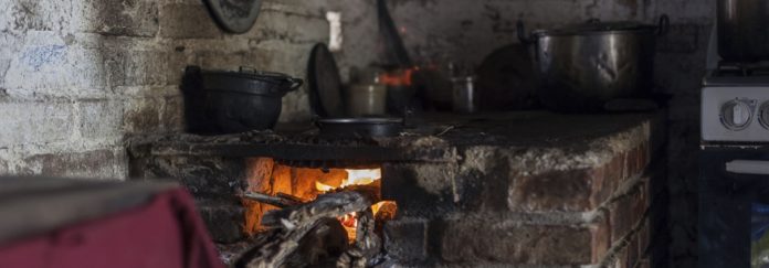 Barinas, Ciudad Bolívar y Porlamar son las ciudades donde se usa más leña para cocinar según el OVSP