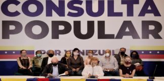 Comunidad venezolana en México recomienda participar en la consulta popular