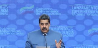 Maduro preanuncia "el bolívar digital" y autoriza la apertura de cuentas en dólares