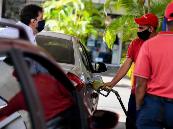 Mitos y verdades sobre los efectos de la gasolina iraní