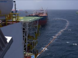La petrolera Hess vende operaciones en Dinamarca para invertir en Guyana