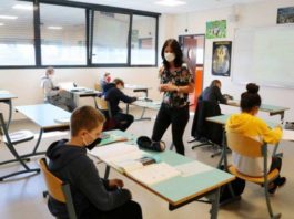 Francia prohíbe lenguaje inclusivo en colegios