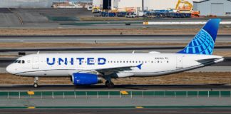 United Airlines sortea un año de vuelos gratis entre viajeros vacunados