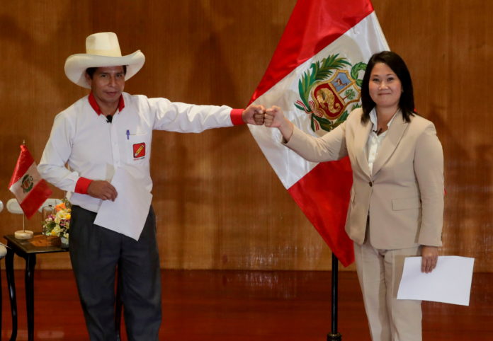 Pedro Castillo se encamina al triunfo electoral en Perú, mientras Keiko Fujimori denuncia fraude