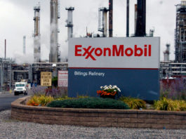 Exxon Mobil vende su negocio Santoprene por más de mil millones de dólares