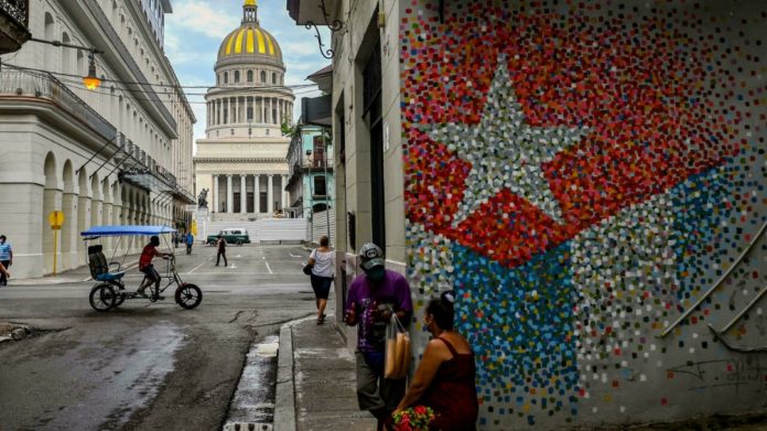 Cuba autoriza a viajeros libre importación de medicinas y alimentos