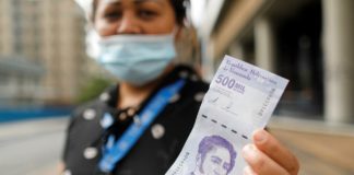 Los billetes de Bs. 500.000 y Bs. 1.000.000 "van a seguir coexistiendo" tras la reconversión