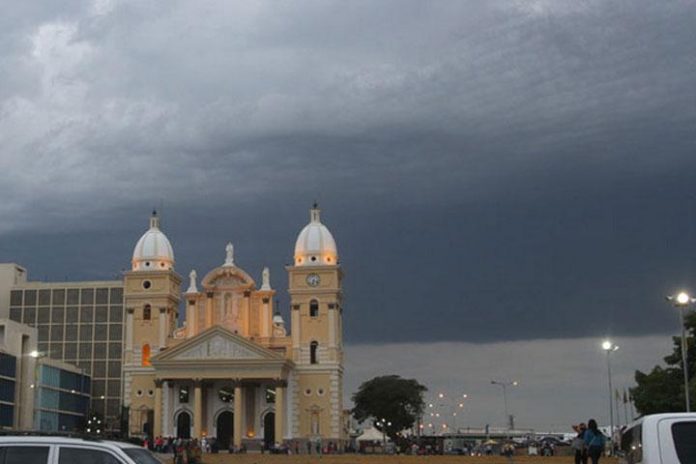 Lluvias en Zulia dejó más de 500 familias en refugios