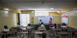 Reducción de la jornada laboral no está contemplada en la resolución del Ministerio de Educación