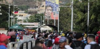 FMI: Migrantes venezolanos podrían contribuir al crecimiento de la economía colombiana