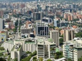 BBC: Las Mercedes son "el pequeño Manhattan" de Caracas, epicentro del lujo y el derroche